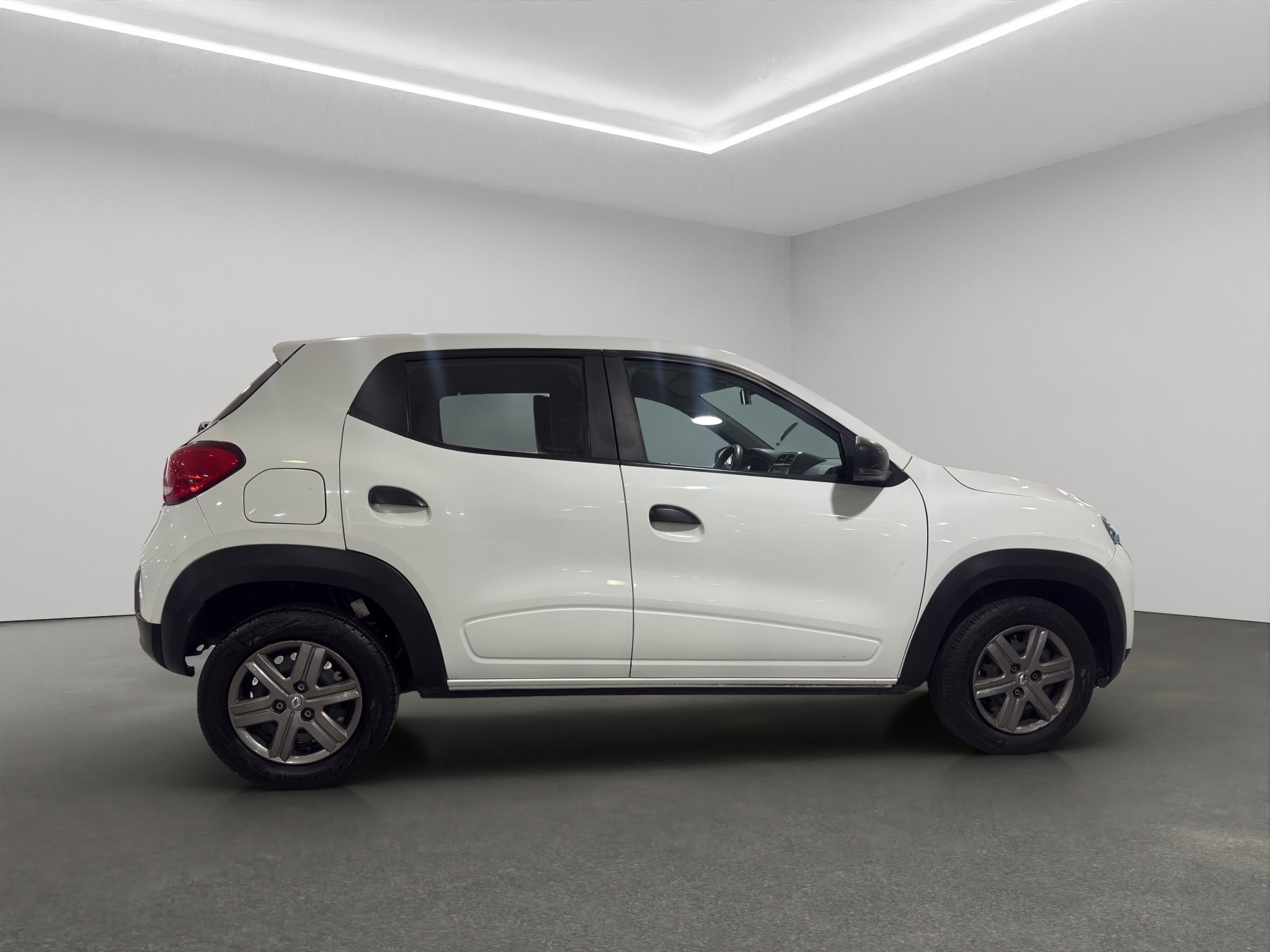 2025 Renault Kwid 5 pts. HB Intens, TM5, a/ac., R-14