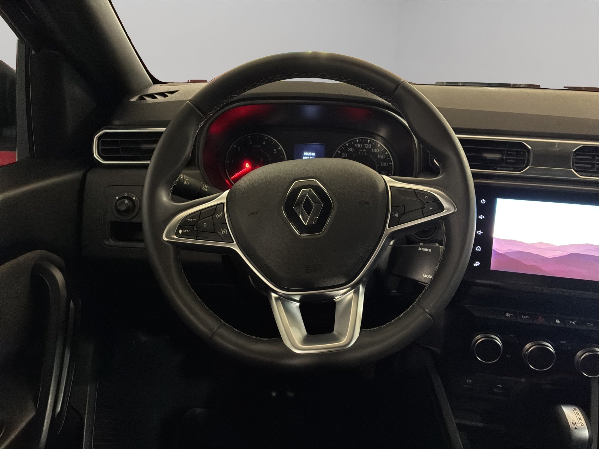 2024 Renault Duster VUD 5 pts. Iconic, 1.3T, TA, a/ac. Aut., botón encend., RA-17