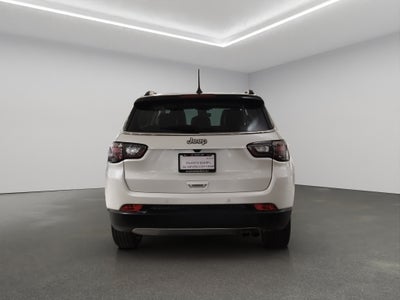 2023 Jeep Compass VUD 5 pts. Altitude, 1.3T, TA, a/ac. Aut., piel, cambios al volante, RA-19