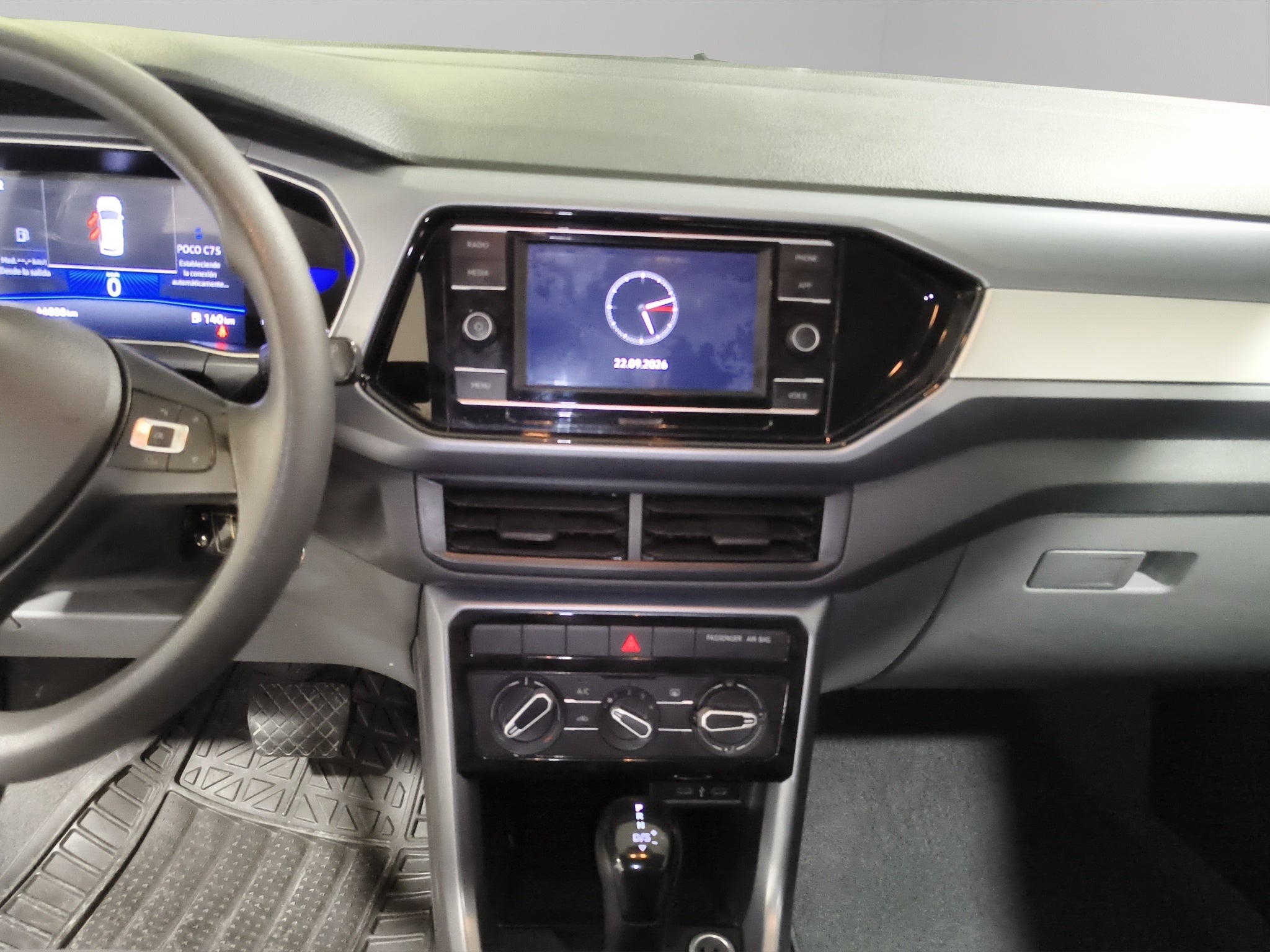 2024 Volkswagen T-Cross VUD 5 pts. Trendline, 1.6l, TA, a/ac., RA-16