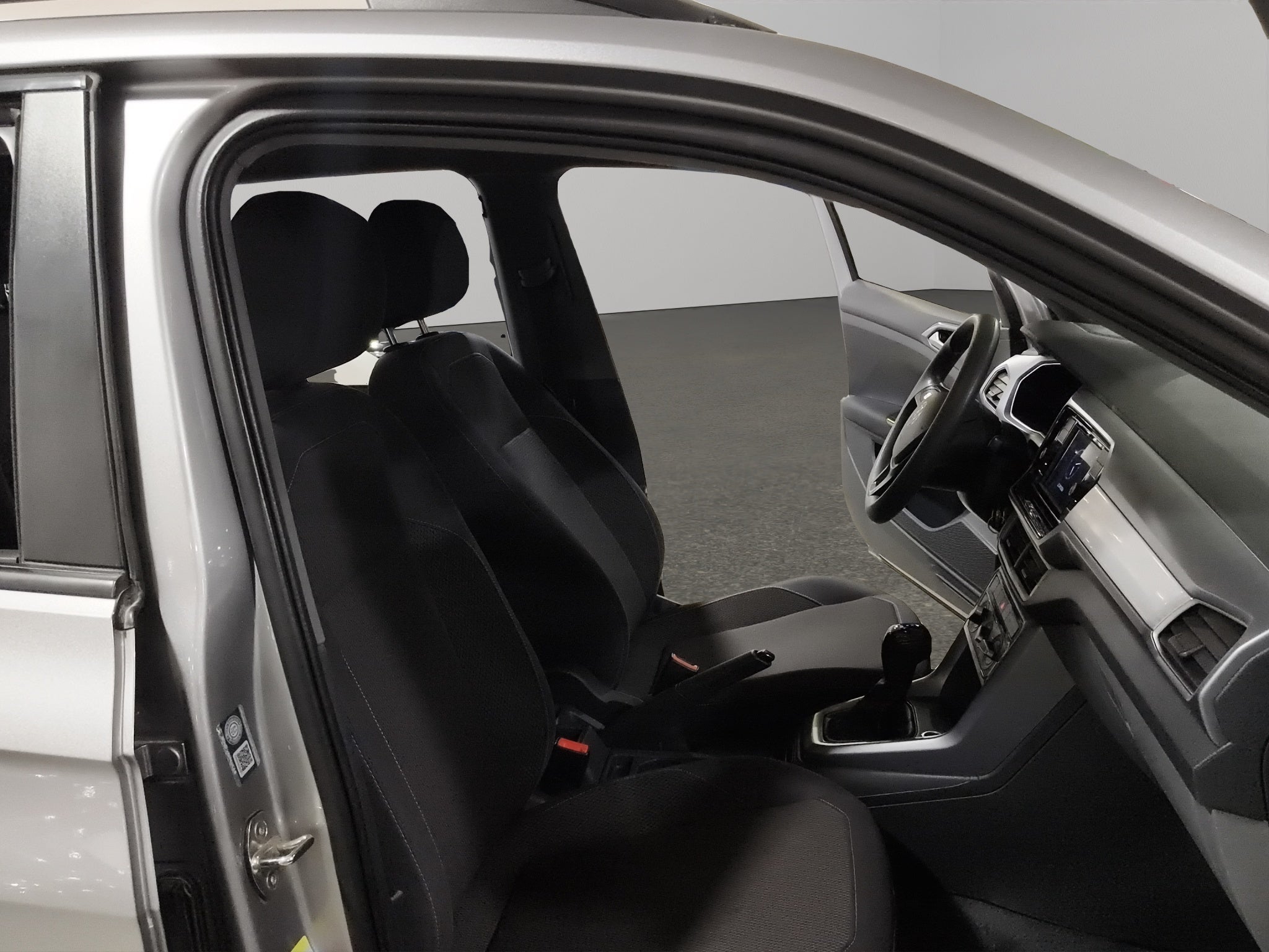 2024 Volkswagen T-Cross VUD 5 pts. Trendline, 1.6l, TA, a/ac., RA-16