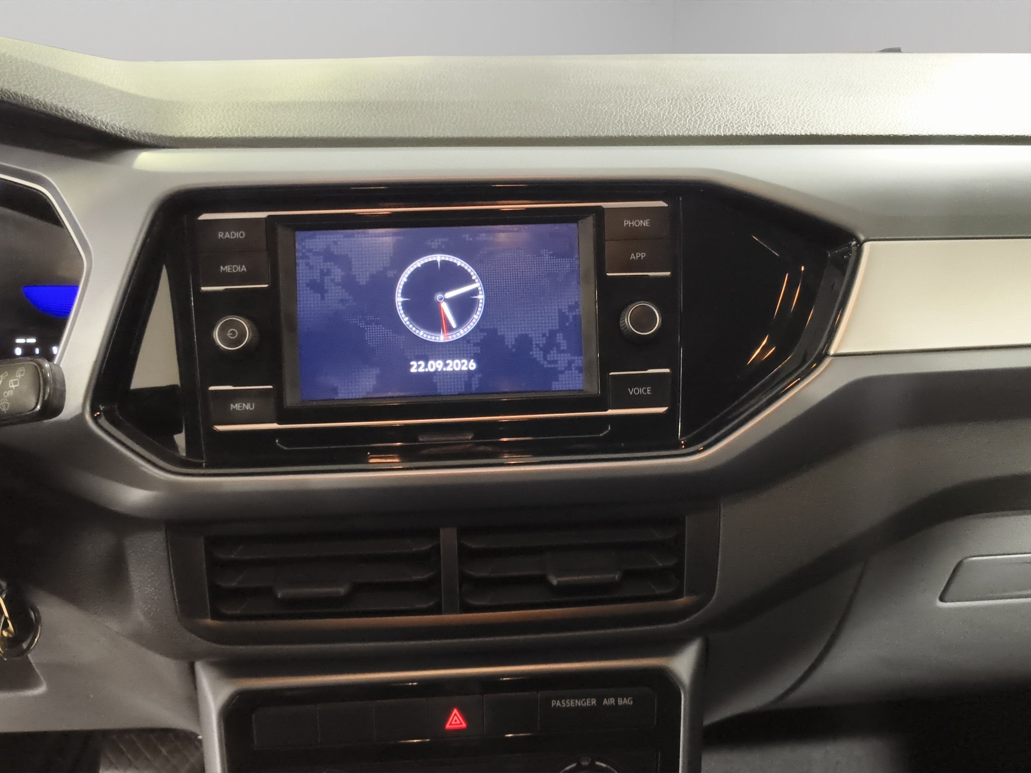 2024 Volkswagen T-Cross VUD 5 pts. Trendline, 1.6l, TA, a/ac., RA-16