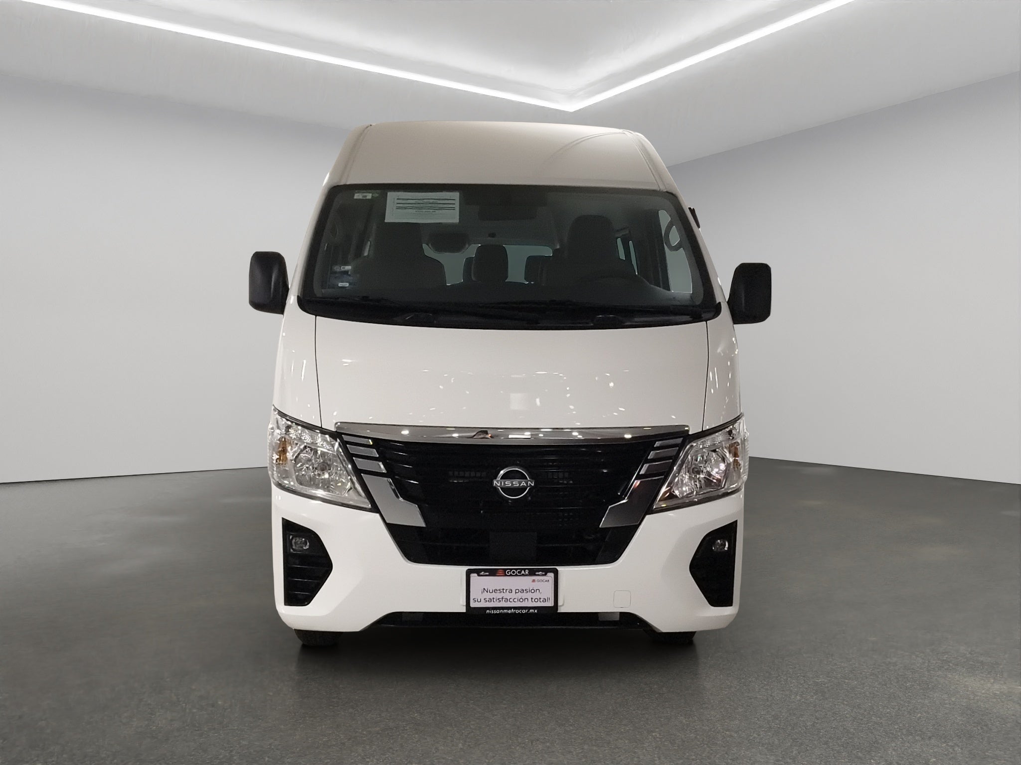 2022 Nissan Urvan Pasajeros 4 pts. TM5, a/ac., VE, 12 pas.