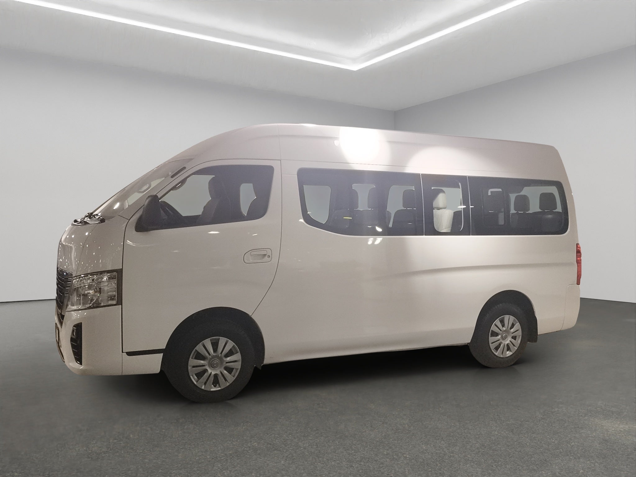 2022 Nissan Urvan Pasajeros 4 pts. TM5, a/ac., VE, 12 pas.
