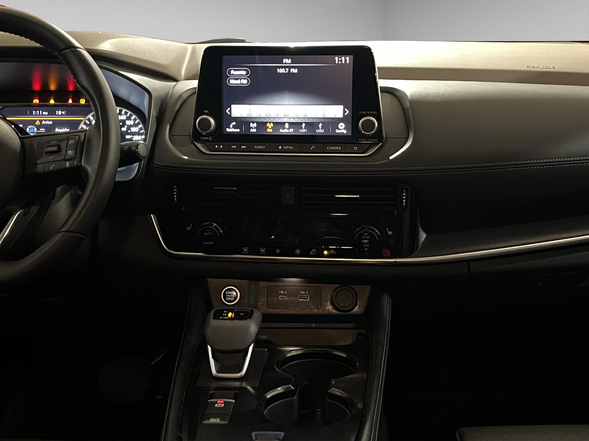 2023 Nissan X-Trail VUD 5 pts. Exclusive, TA, piel, RA-18 (línea nueva)