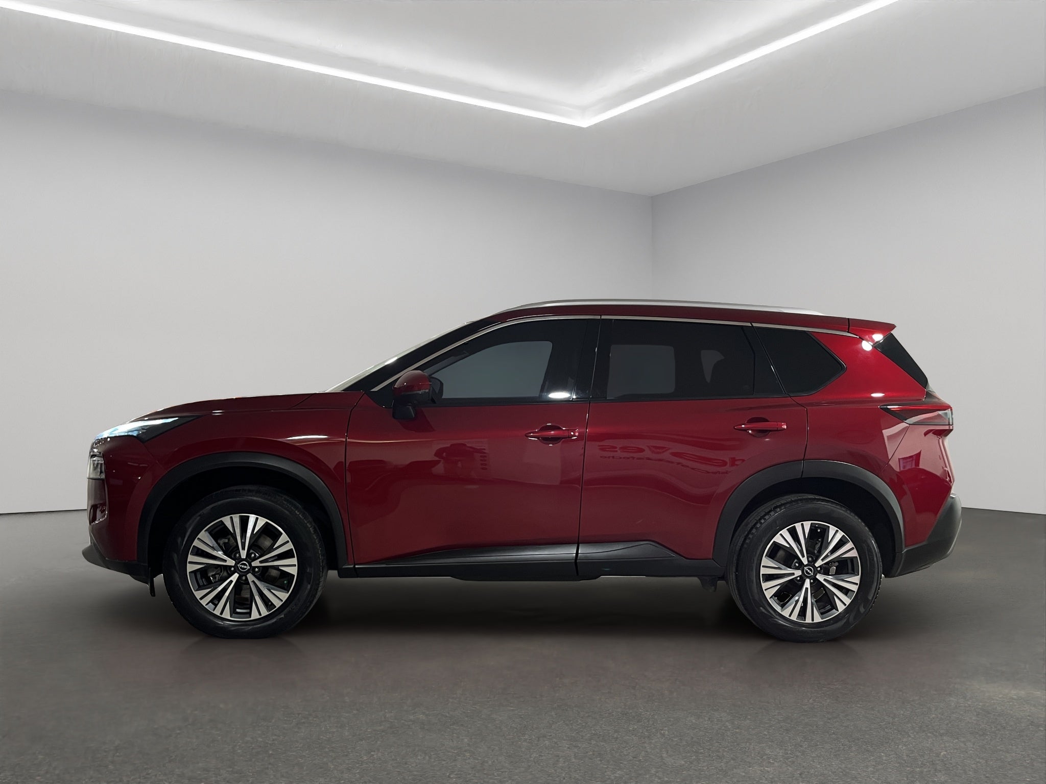 2023 Nissan X-Trail VUD 5 pts. Exclusive, TA, piel, RA-18 (línea nueva)