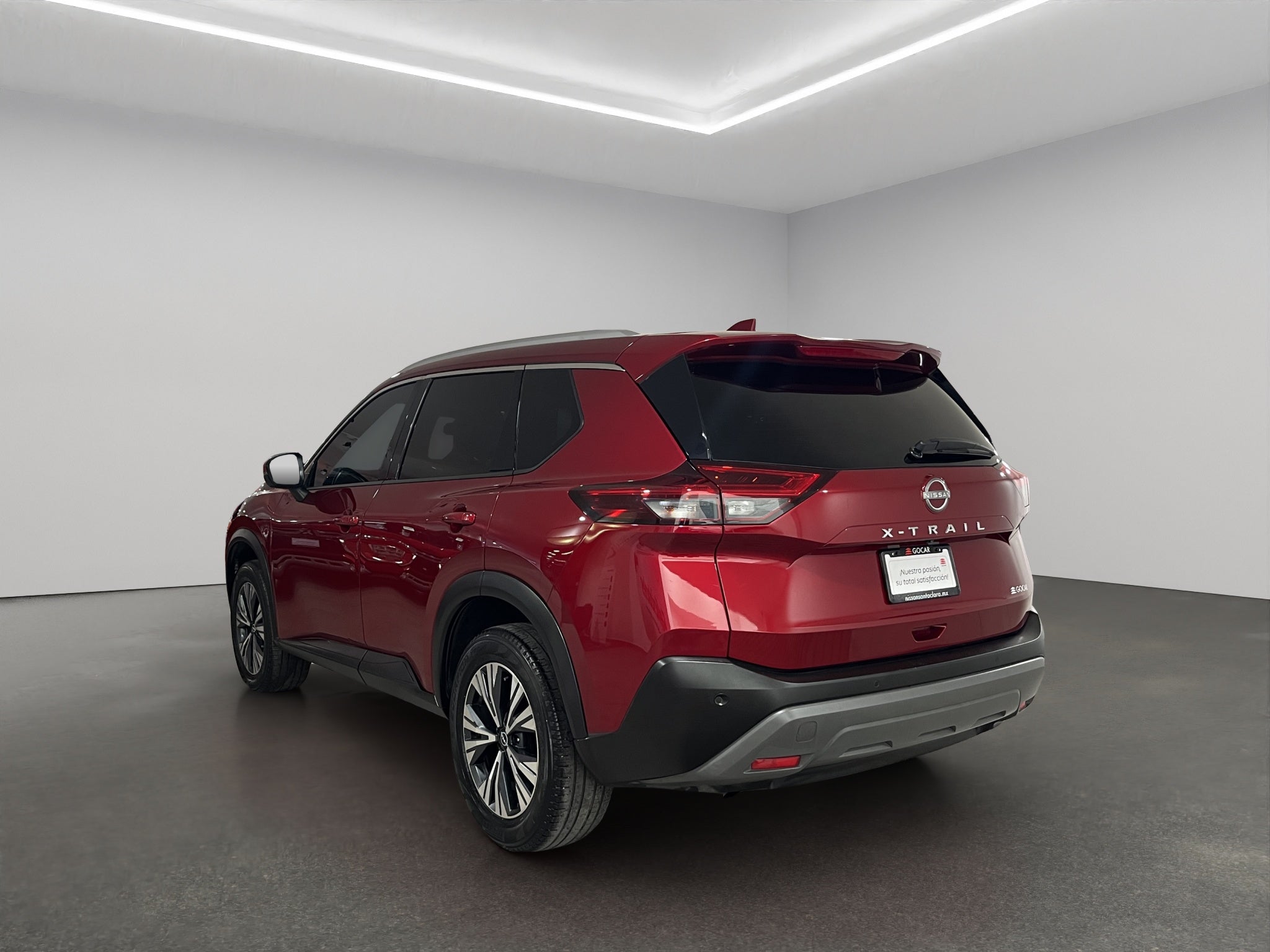 2023 Nissan X-Trail VUD 5 pts. Exclusive, TA, piel, RA-18 (línea nueva)