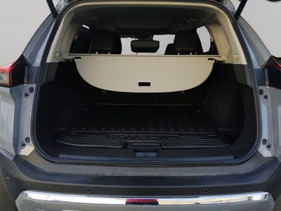 2025 Nissan X-Trail VUD 5 pts. Platinum Plus, TA, piel, QCP, GPS, ADAS, RA-19