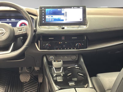 2024 Nissan X-Trail VUD 5 pts. Platinum Plus, TA, piel, QCP, GPS, ADAS, RA-19