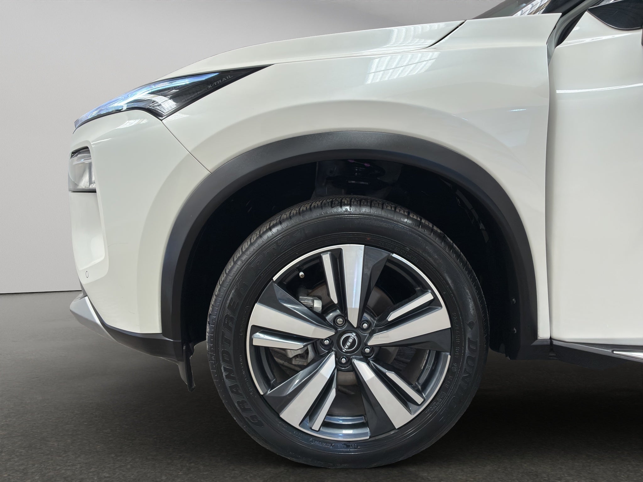 2024 Nissan X-Trail VUD 5 pts. Platinum Plus, TA, piel, QCP, GPS, ADAS, RA-19