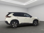 2025 Nissan X-Trail VUD 5 pts. Platinum, TA, piel, QCP, GPS, RA-19
