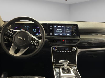 2024 Kia Seltos VUD 5 pts. EX, 1.5l, TA, RA-16 (cambio de línea)