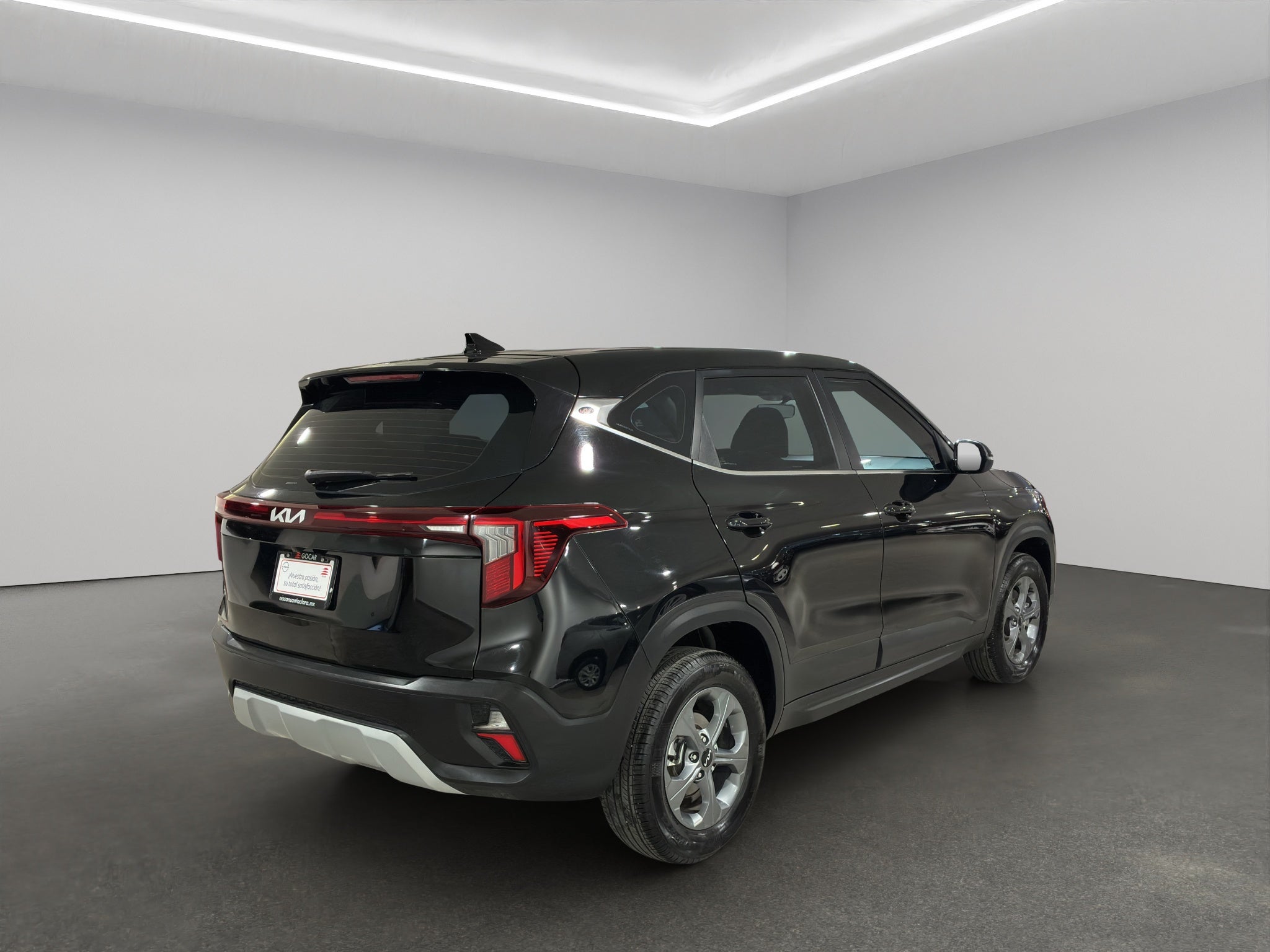 2024 Kia Seltos VUD 5 pts. EX, 1.5l, TA, RA-16 (cambio de línea)