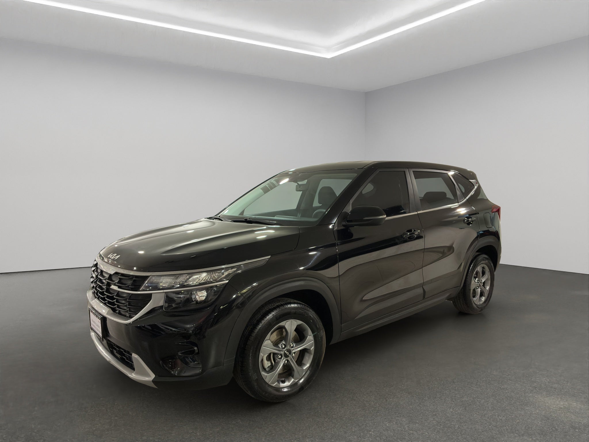 2024 Kia Seltos VUD 5 pts. EX, 1.5l, TA, RA-16 (cambio de línea)
