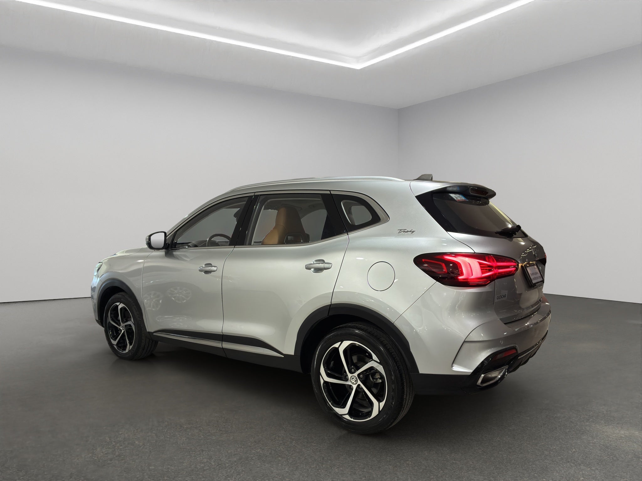 2024 MG HS VUD 5 pts. Trophy Pack, piel, astos. cubo, TP, RA-18 (línea nueva)