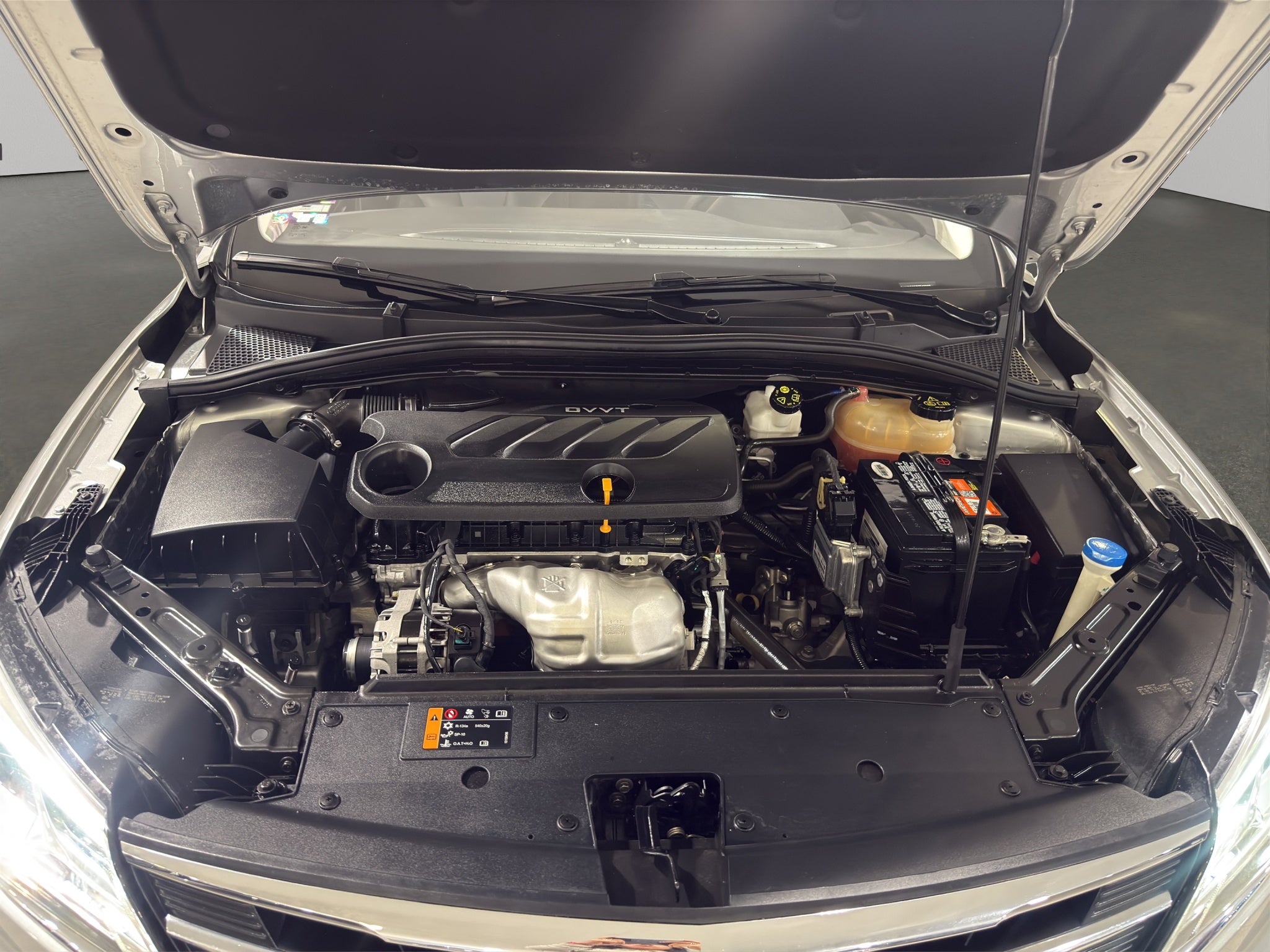 2024 MG MG5 4 pts. Elegance, 1.5l, TM5, VE, piel, QC, RA-16 (línea anterior)