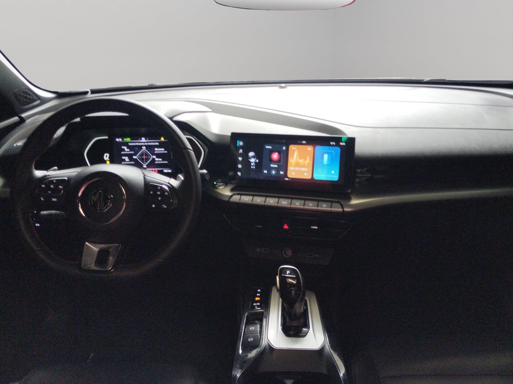 2024 MG GT 4 pts. Alpha, 1.5T, TA, piel, QC, cambios al volante, RA-17
