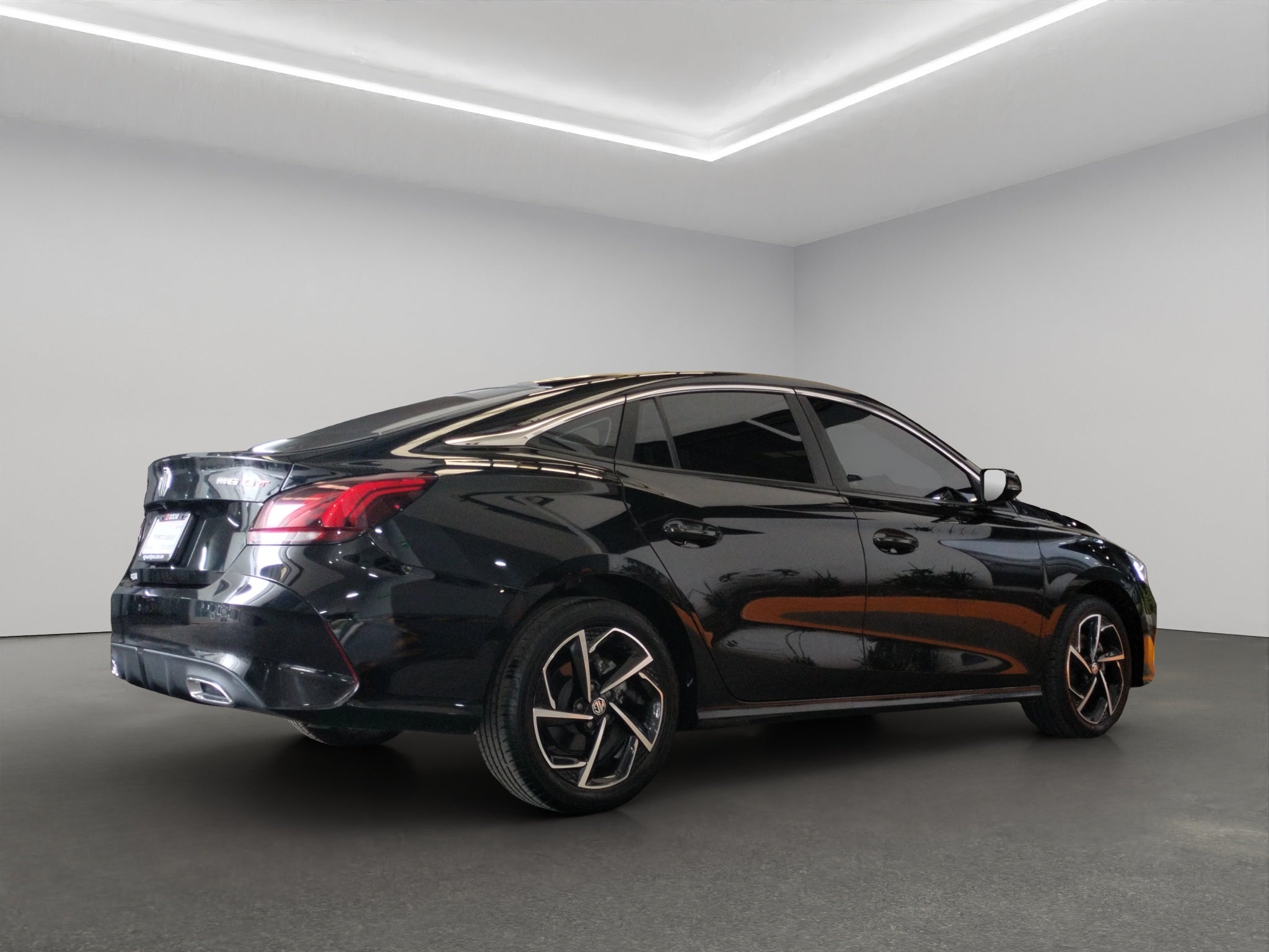 2024 MG GT 4 pts. Alpha, 1.5T, TA, piel, QC, cambios al volante, RA-17