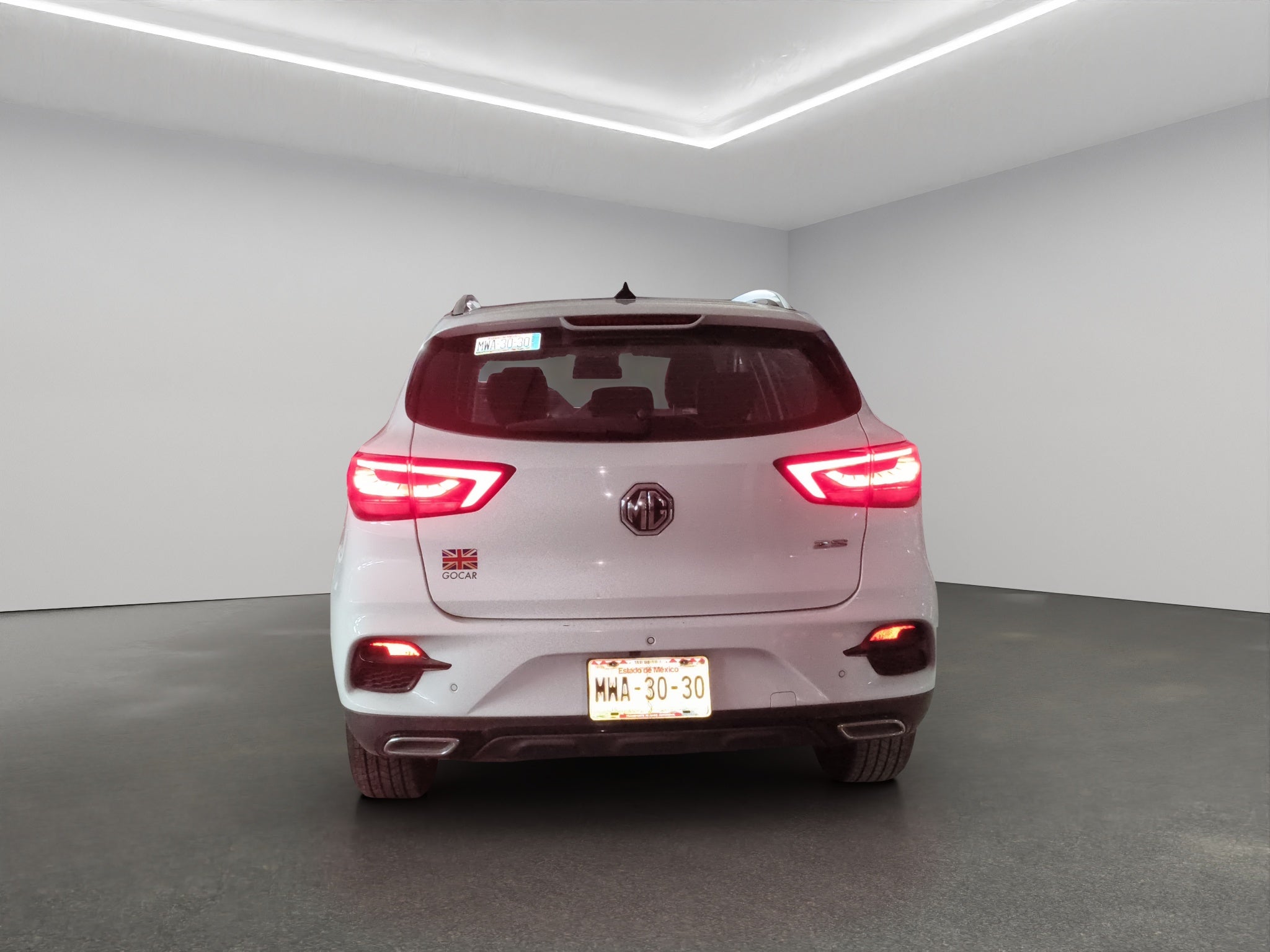 2023 MG ZS VUD 5 pts. Elegance, 1.5l, TA, piel, TP, RA-17 bitono