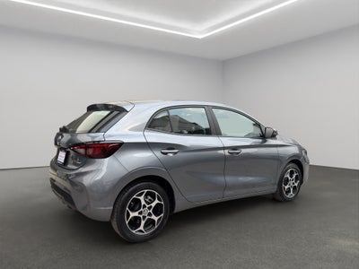 2025 MG MG3 5 pts. HB Excite, 1.5l, TA, VE, piel, QC, pantalla, RA-16