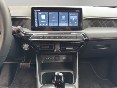 2025 MG MG3 5 pts. HB Excite, 1.5l, TA, VE, piel, QC, pantalla, RA-16