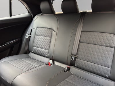 2025 MG MG3 5 pts. HB Excite, 1.5l, TA, VE, piel, QC, pantalla, RA-16