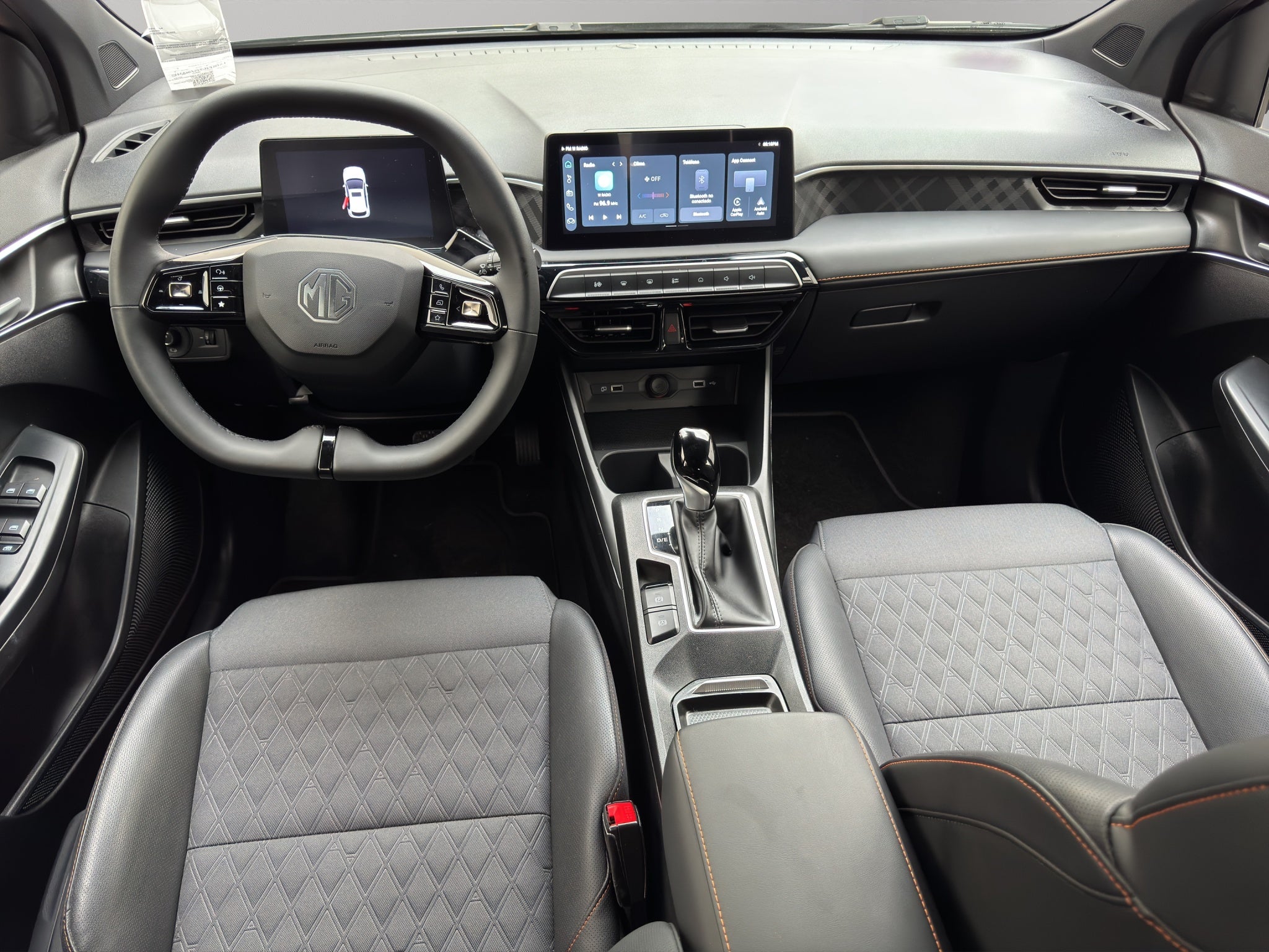 2025 MG MG3 5 pts. HB Excite, 1.5l, TA, VE, piel, QC, pantalla, RA-16