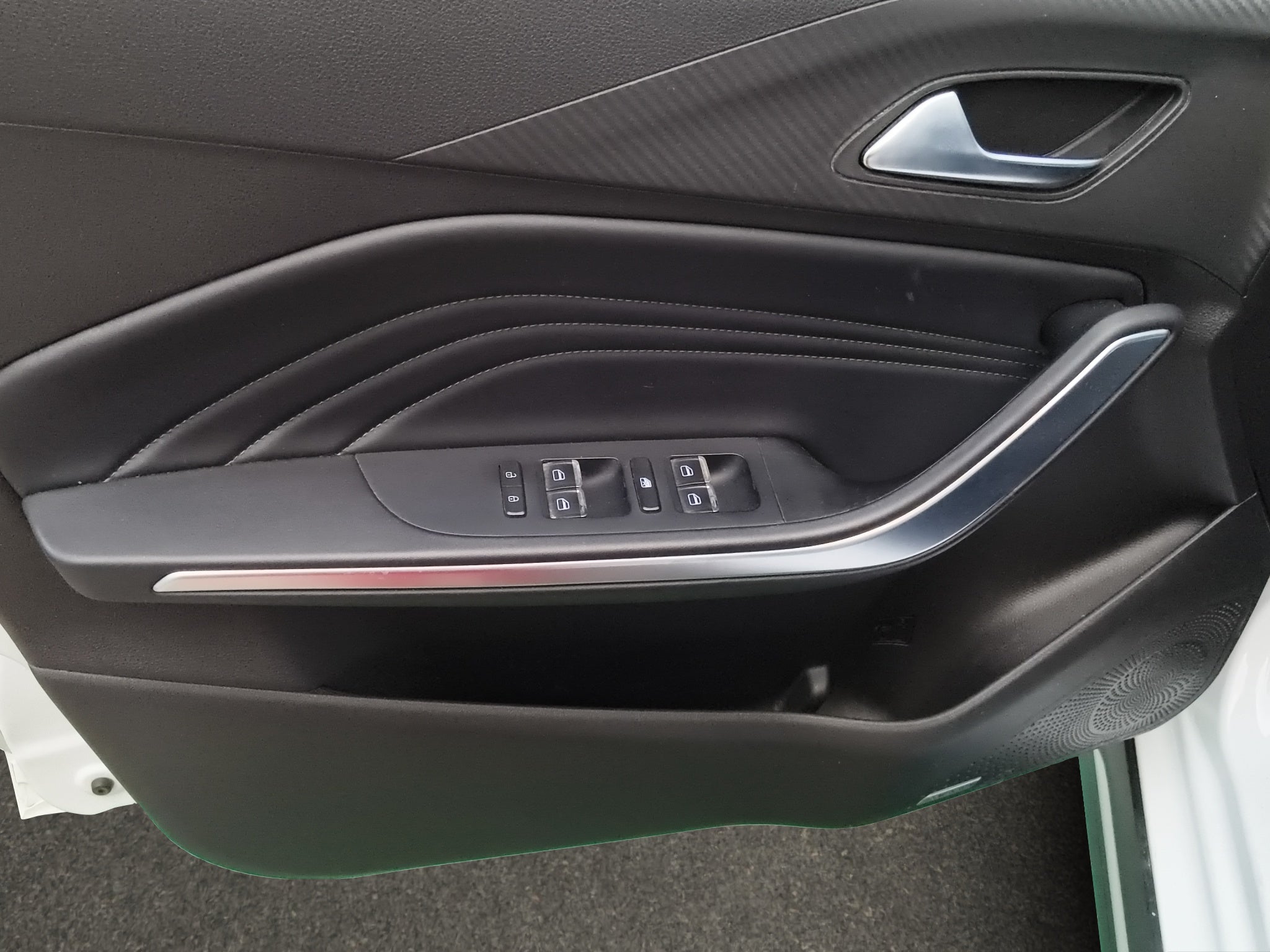 2025 Chirey Tiggo 2 Pro VUD 5 pts. Comfort, 1.0T, CVT, tela/piel, RA-16