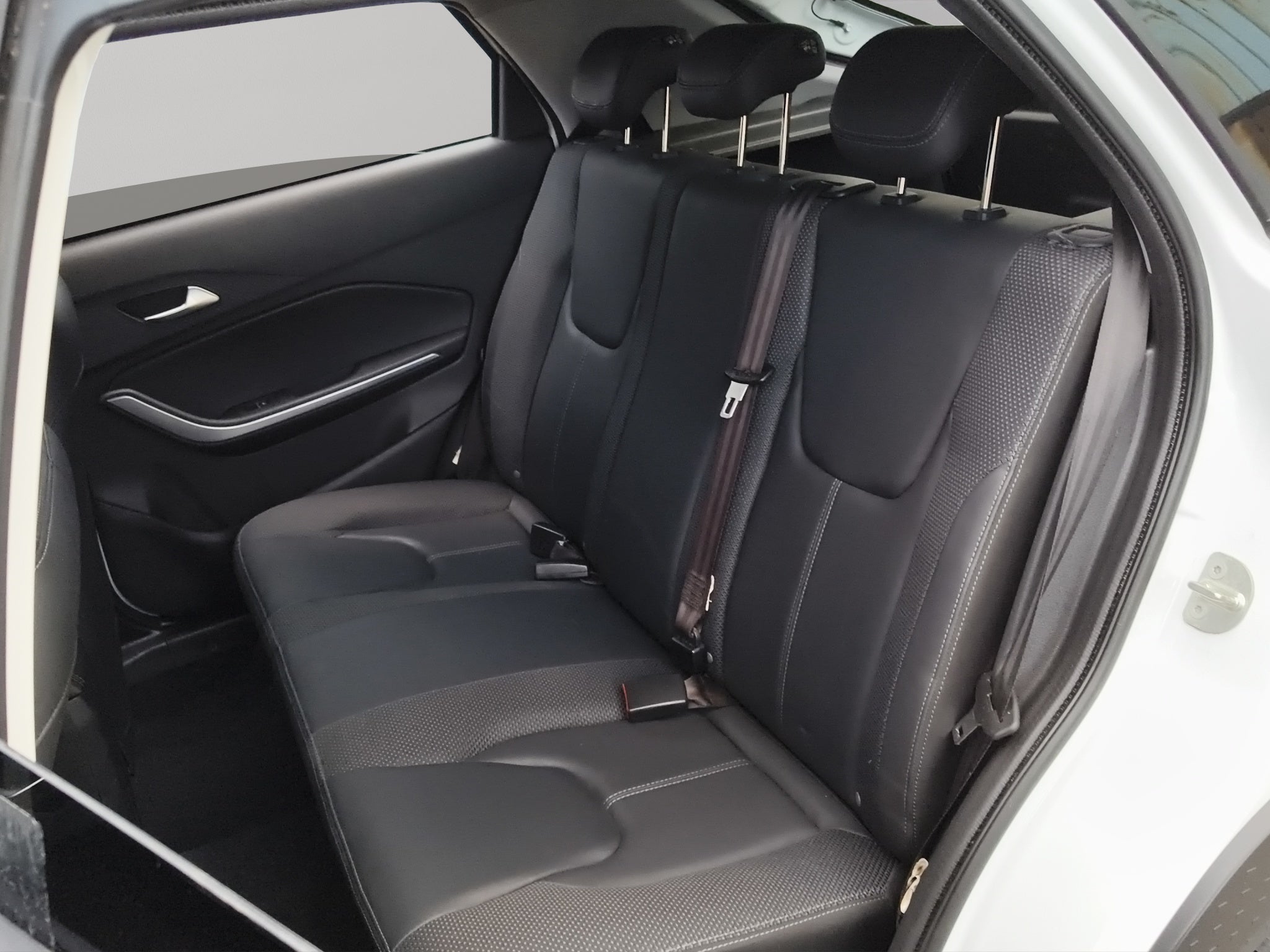 2025 Chirey Tiggo 2 Pro VUD 5 pts. Comfort, 1.0T, CVT, tela/piel, RA-16