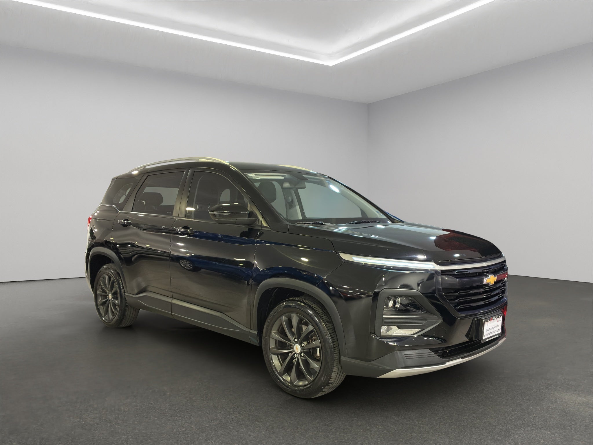 2023 Chevrolet Captiva VUD 5 pts. LT, 1.5T, TA, a/ac., 5 pas., RA-18 (línea anterior)