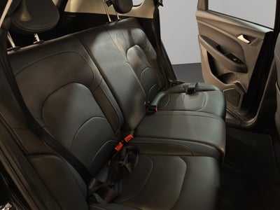 2023 Chevrolet Captiva VUD 5 pts. LT, 1.5T, TA, a/ac., 5 pas., RA-18 (línea anterior)