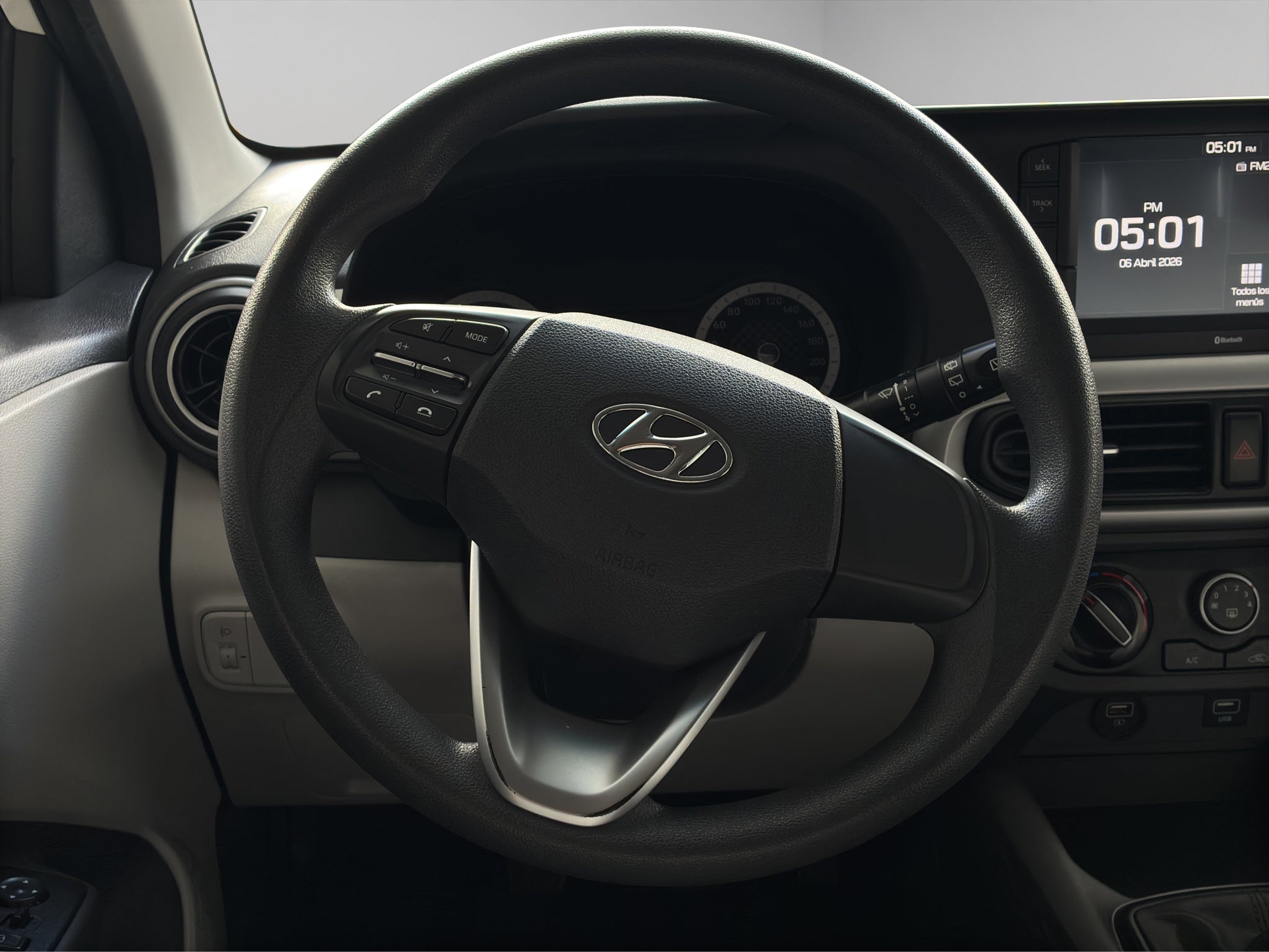 2022 Hyundai Grand i10 5 pts. HB GL MID, TM5, a/ac., RA-14