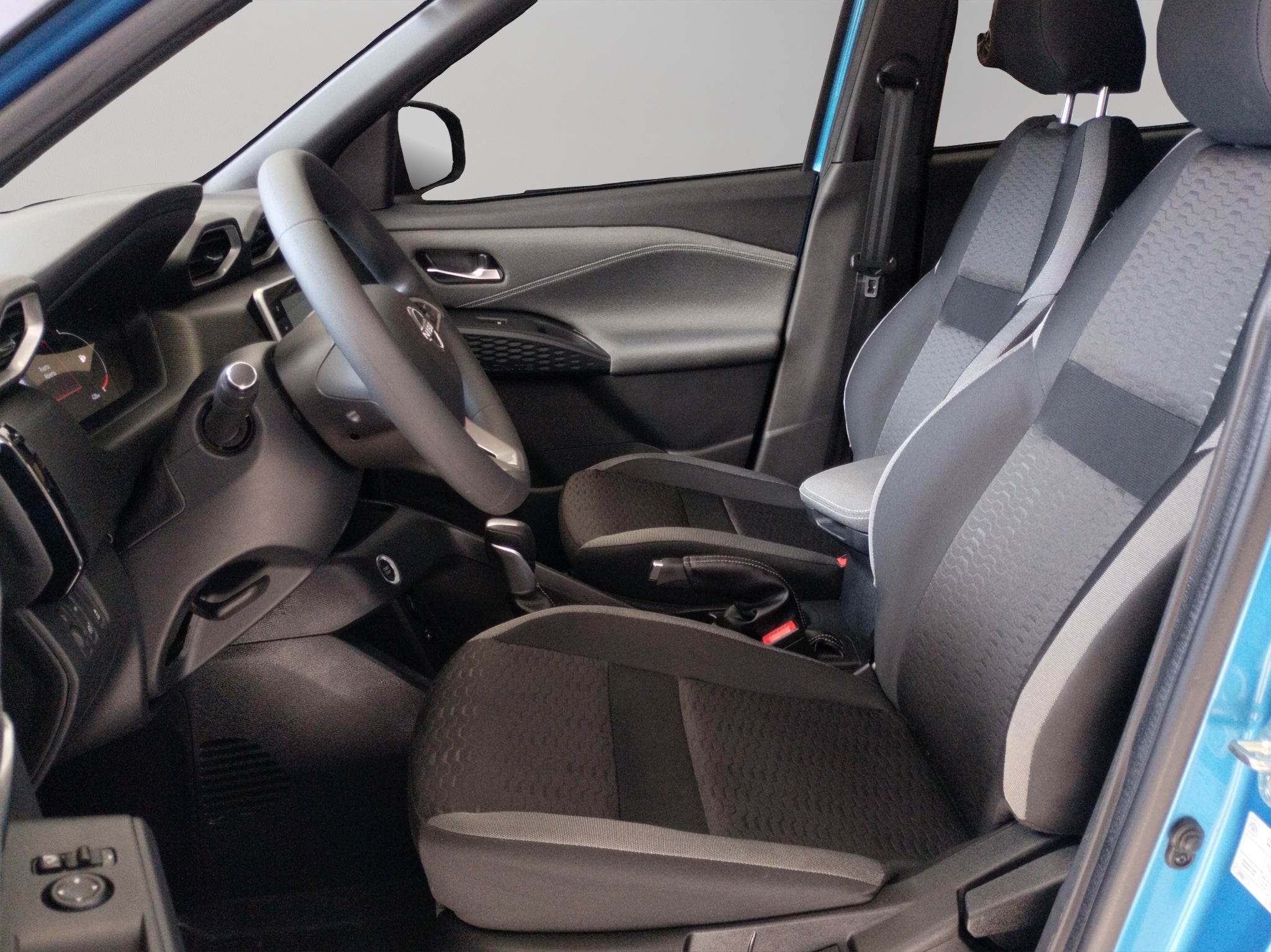 2025 Nissan Magnite VUD 5 pts. Advance, 1.0T, TM5, RA-16