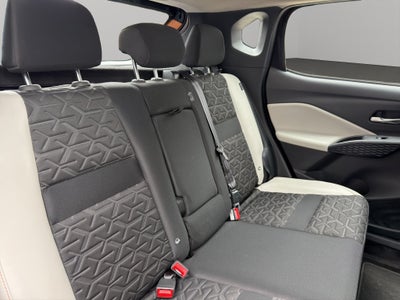 2025 Nissan Magnite VUD 5 pts. Exclusive, 1.0T, TM5, piel, RA-16