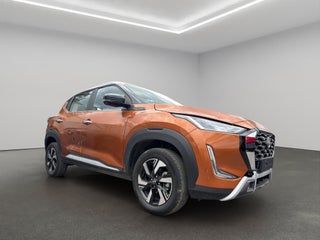 2025 Nissan Magnite VUD 5 pts. Exclusive, 1.0T, TM5, piel, RA-16