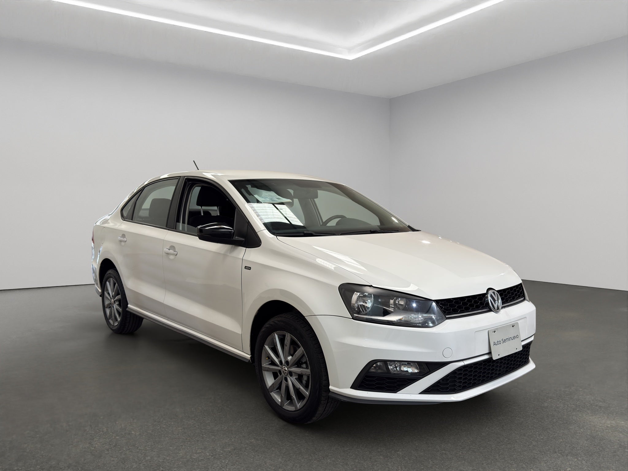 2022 Volkswagen Vento 4 pts. Join, TM5, a/ac., cámara reversa, RA-16