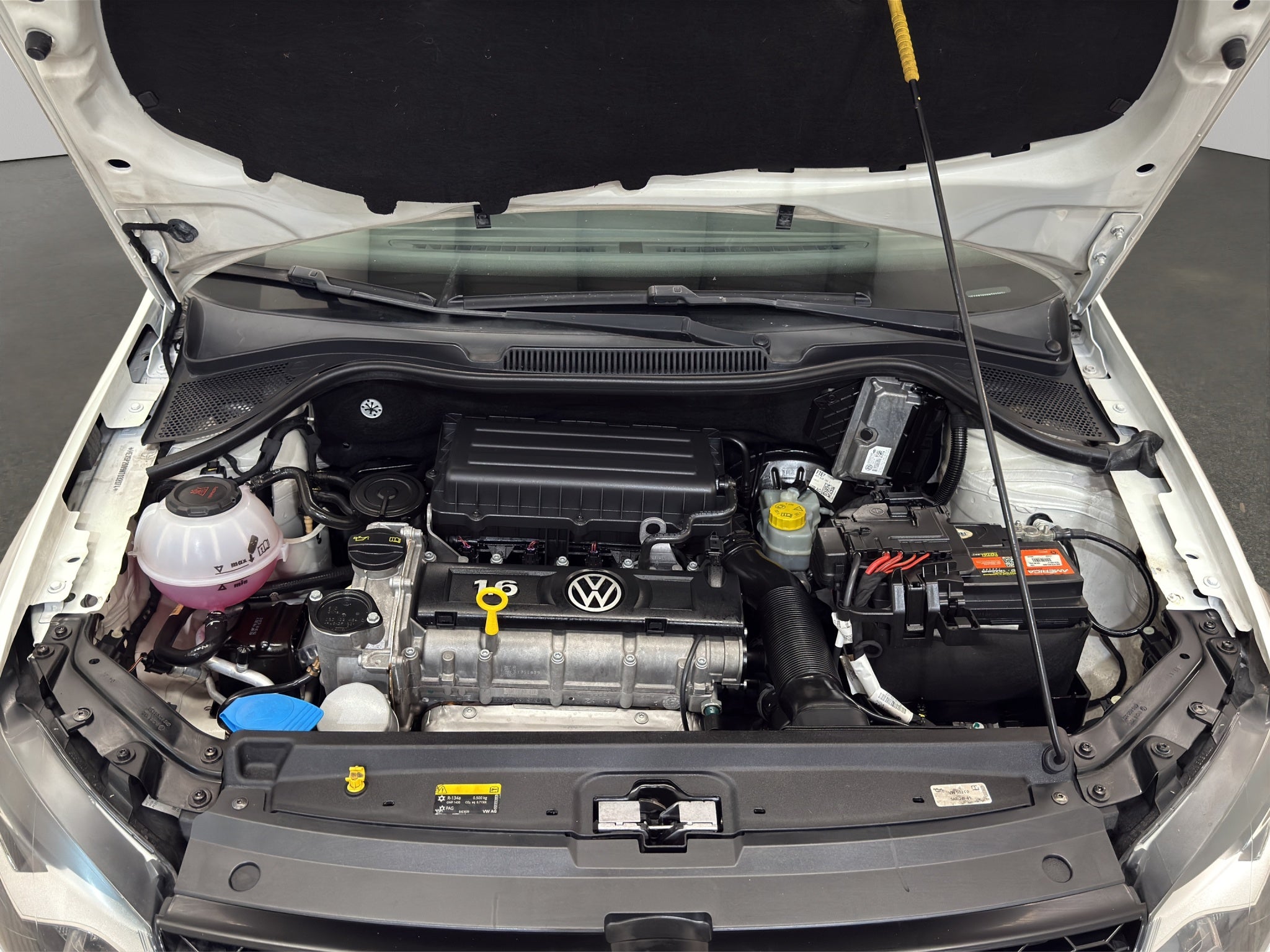 2022 Volkswagen Vento 4 pts. Join, TM5, a/ac., cámara reversa, RA-16