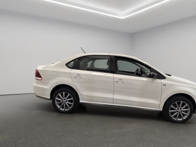 2022 Volkswagen Vento 4 pts. Join, TM5, a/ac., cámara reversa, RA-16