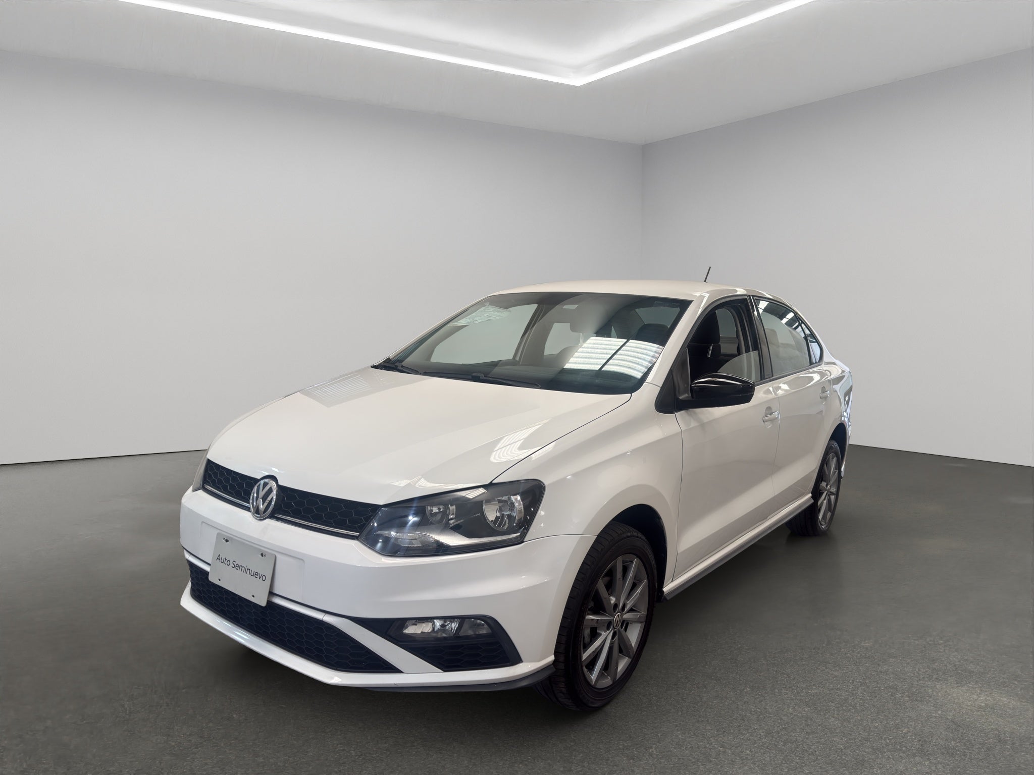 2022 Volkswagen Vento 4 pts. Join, TM5, a/ac., cámara reversa, RA-16
