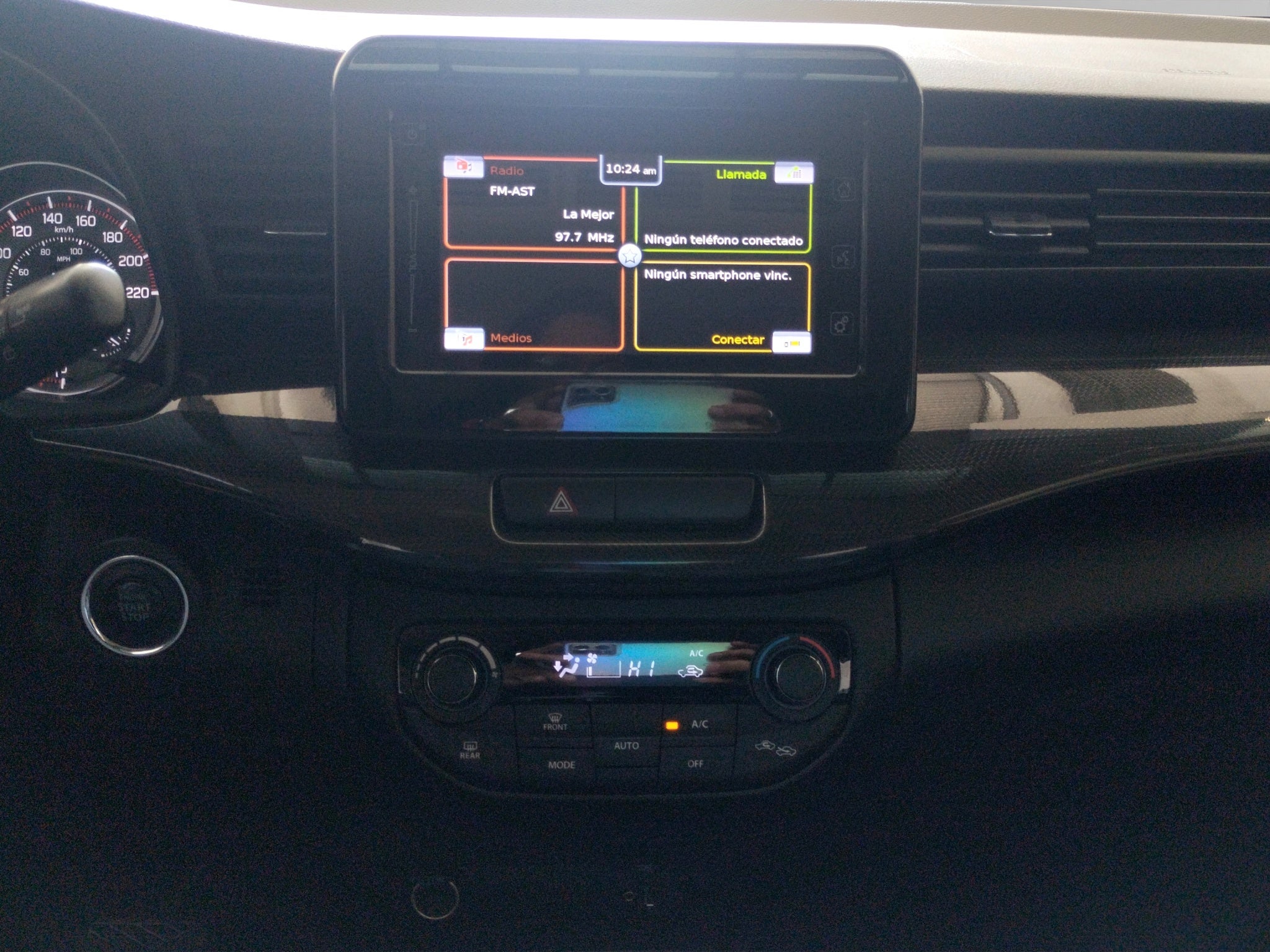 2023 Suzuki Ertiga Minivan 5 pts. XL7, 1.5l, TA, a/ac. Aut., f. led, RA-16