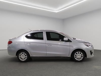 2022 Dodge Attitude 4 pts. SE, 1.2l, TM5, a/ac., VE del., R-14