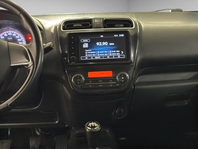 2023 Mitsubishi Mirage 4 pts. G4 GLS, TM5, climatronic, VE, f. niebla, RA-15