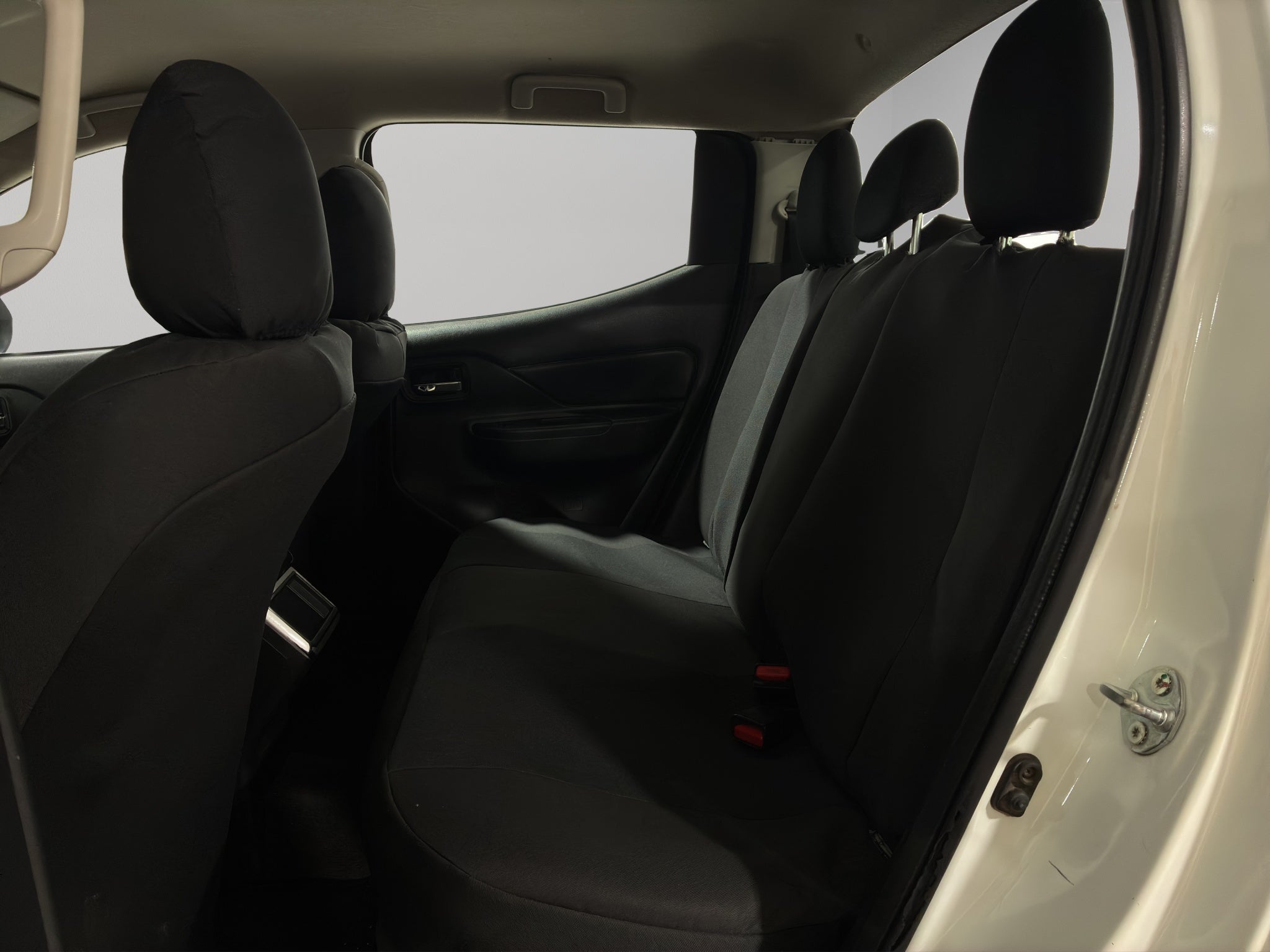 2023 Mitsubishi Comerciales L200 Pick-Up 4 pts. GLX, Doble Cab., 2.4TD, TM5, 4x4