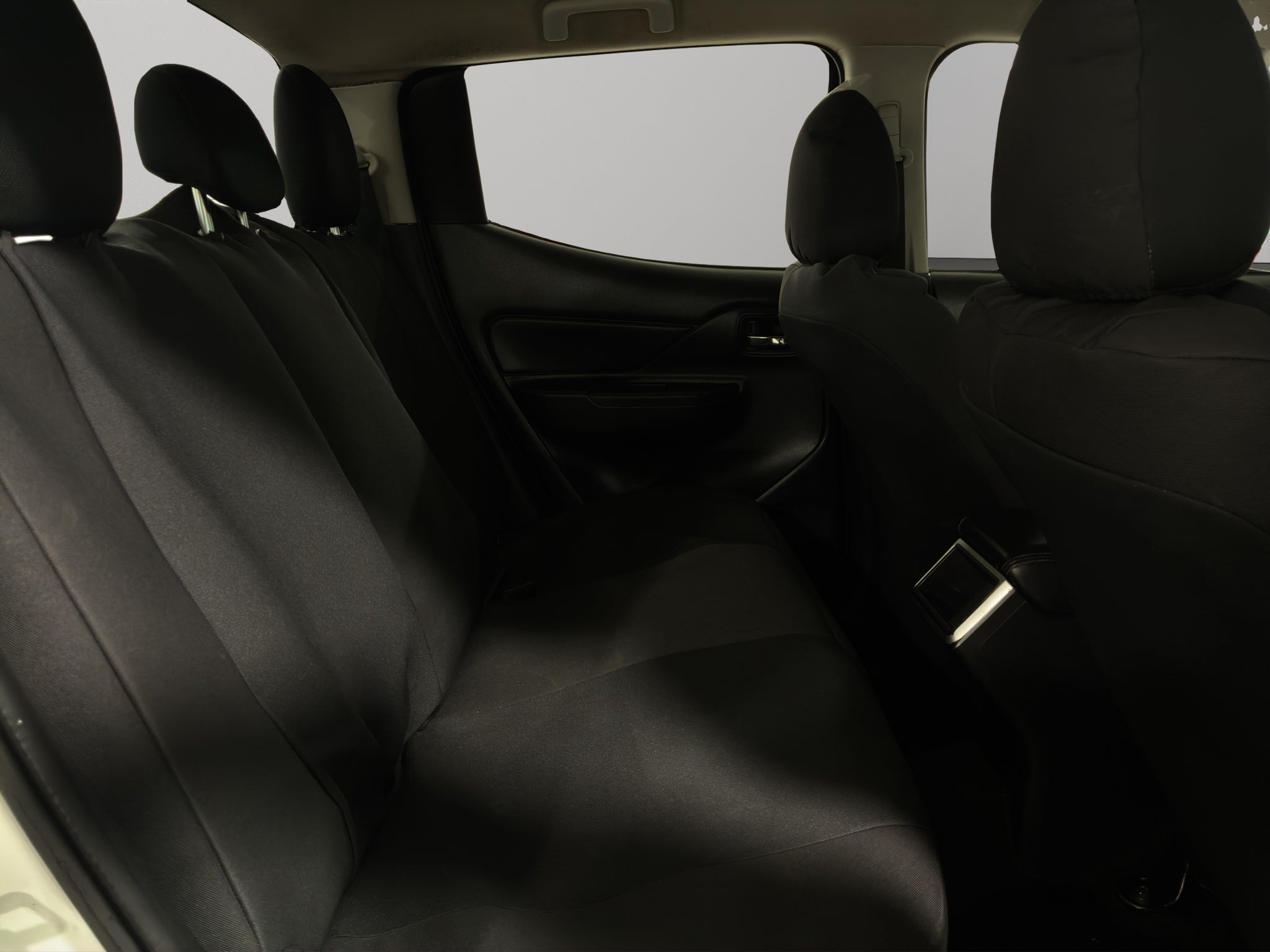 2023 Mitsubishi Comerciales L200 Pick-Up 4 pts. GLX, Doble Cab., 2.4TD, TM5, 4x4