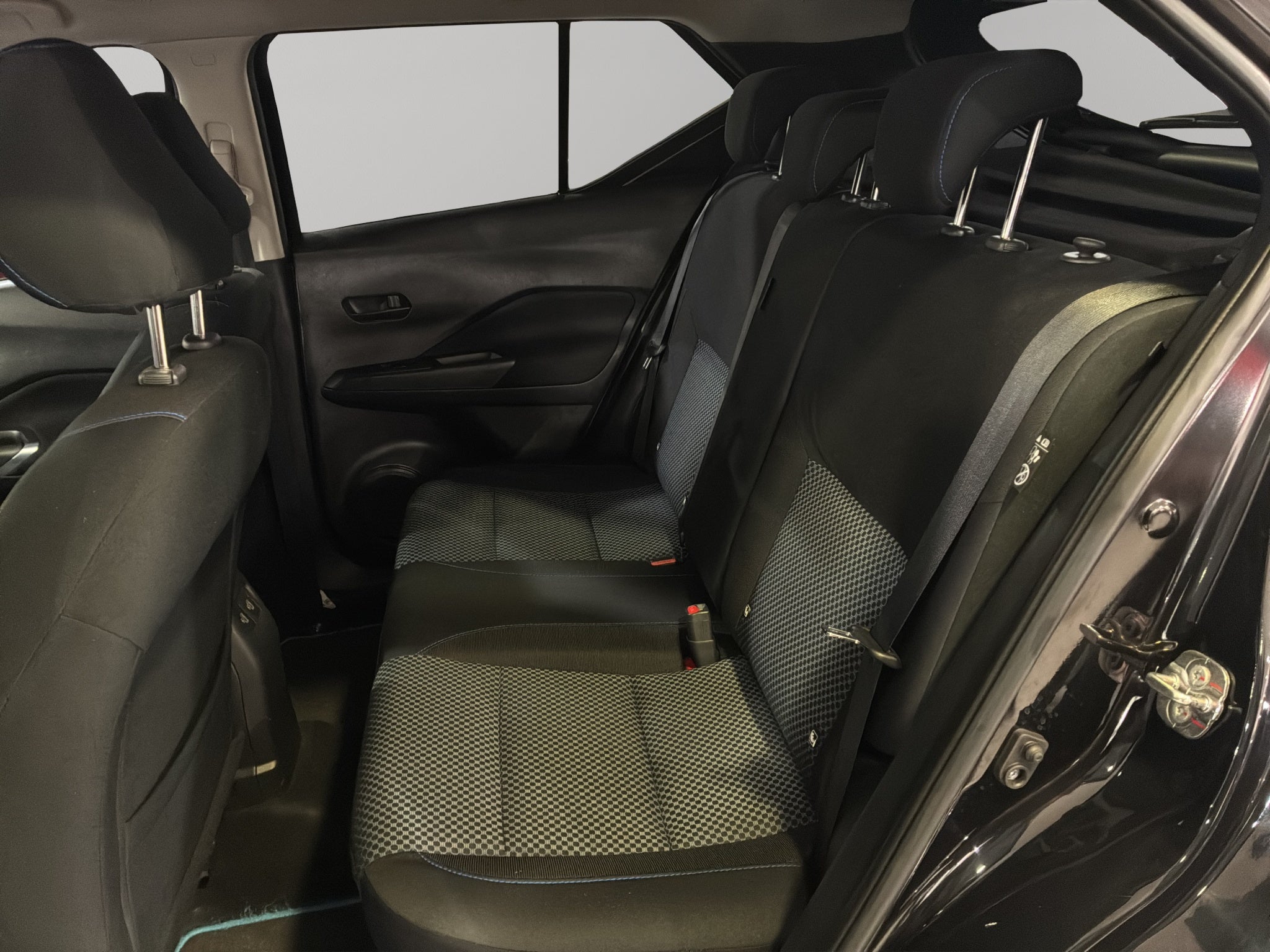 2023 Nissan Kicks VUD 5 pts. Advance e-Power, E-REV, TA, RA-17