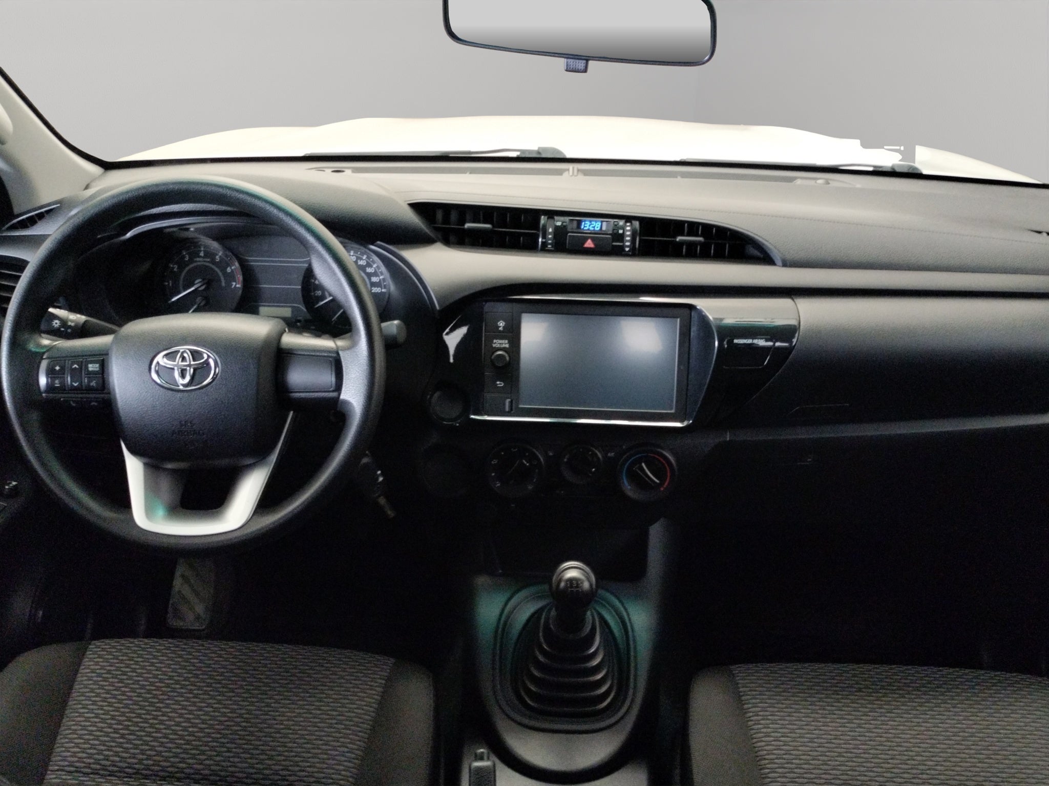 2023 Toyota Comerciales Hilux Pick-Up 4 pts. Base, Doble Cab., TM5, a/ac., VE del.