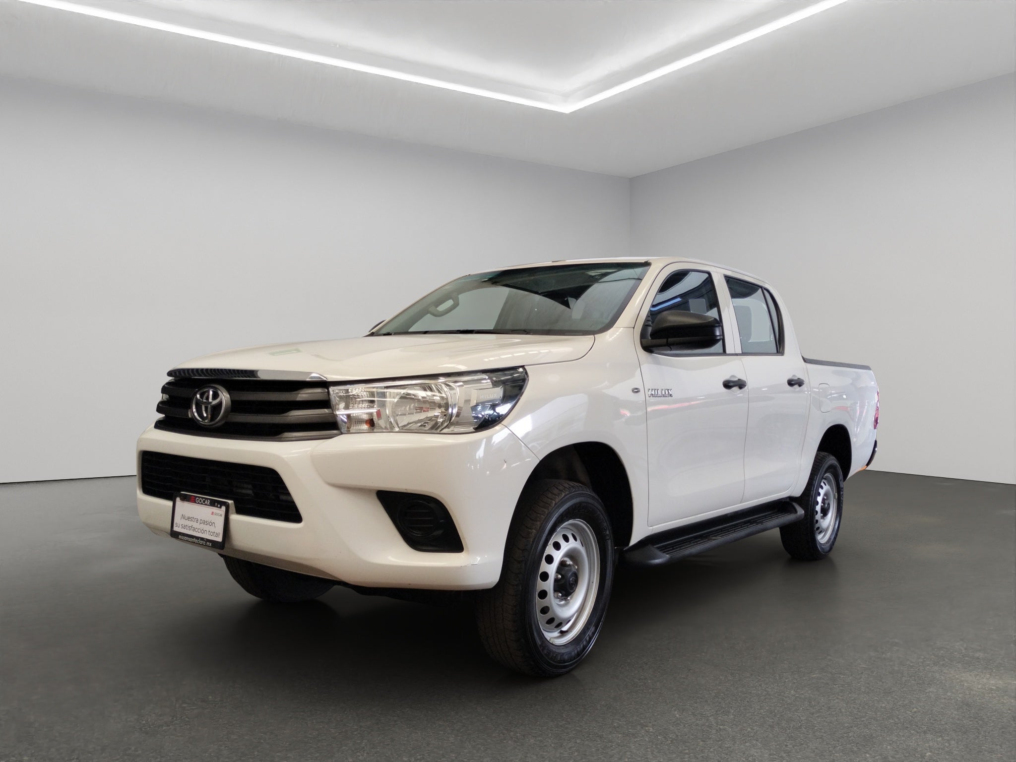 2023 Toyota Comerciales Hilux Pick-Up 4 pts. Base, Doble Cab., TM5, a/ac., VE del.