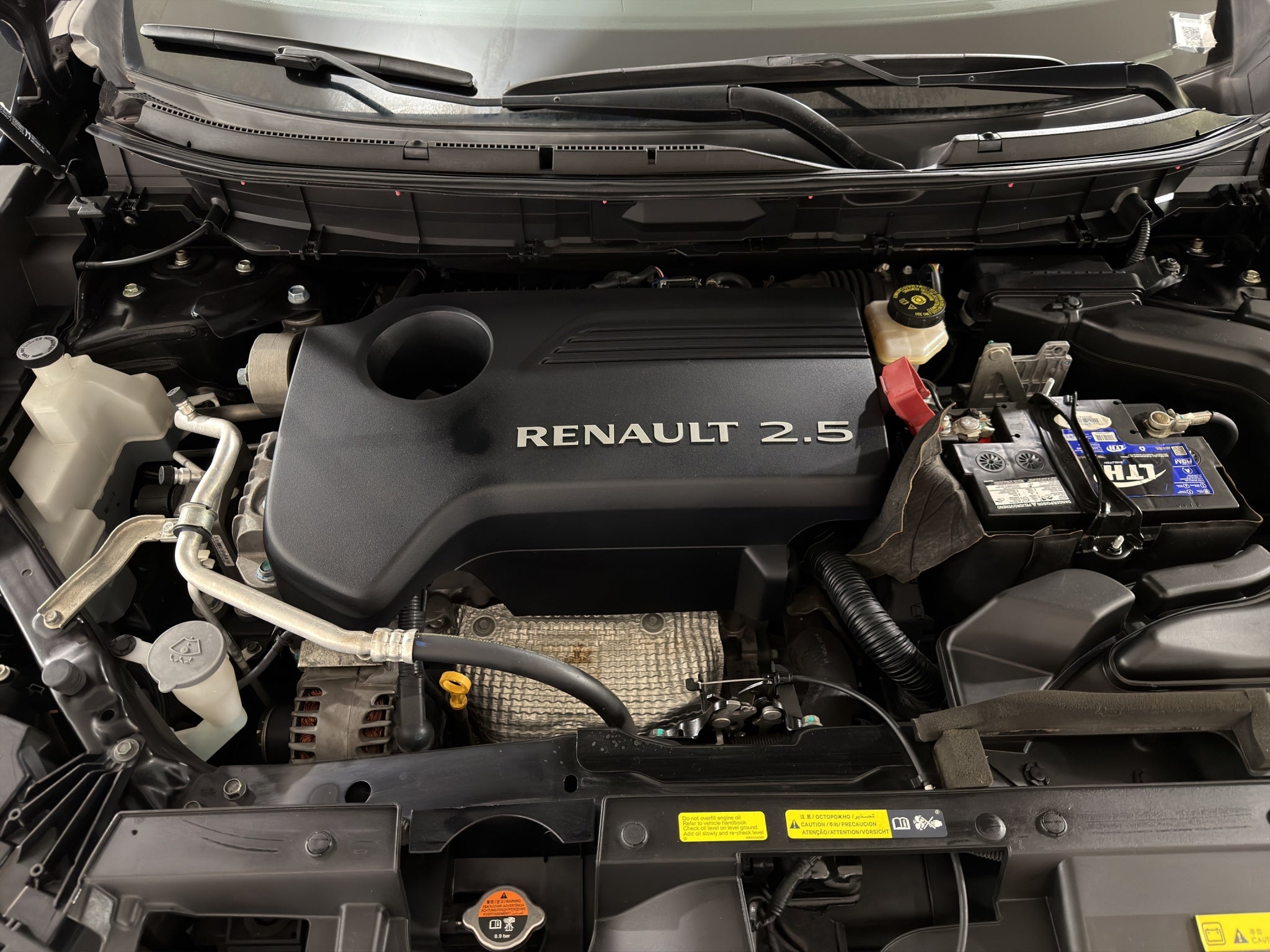 2023 Renault Koleos VUD 5 pts. Iconic, TA, climatronic, piel, QCP, GPS, RA-19