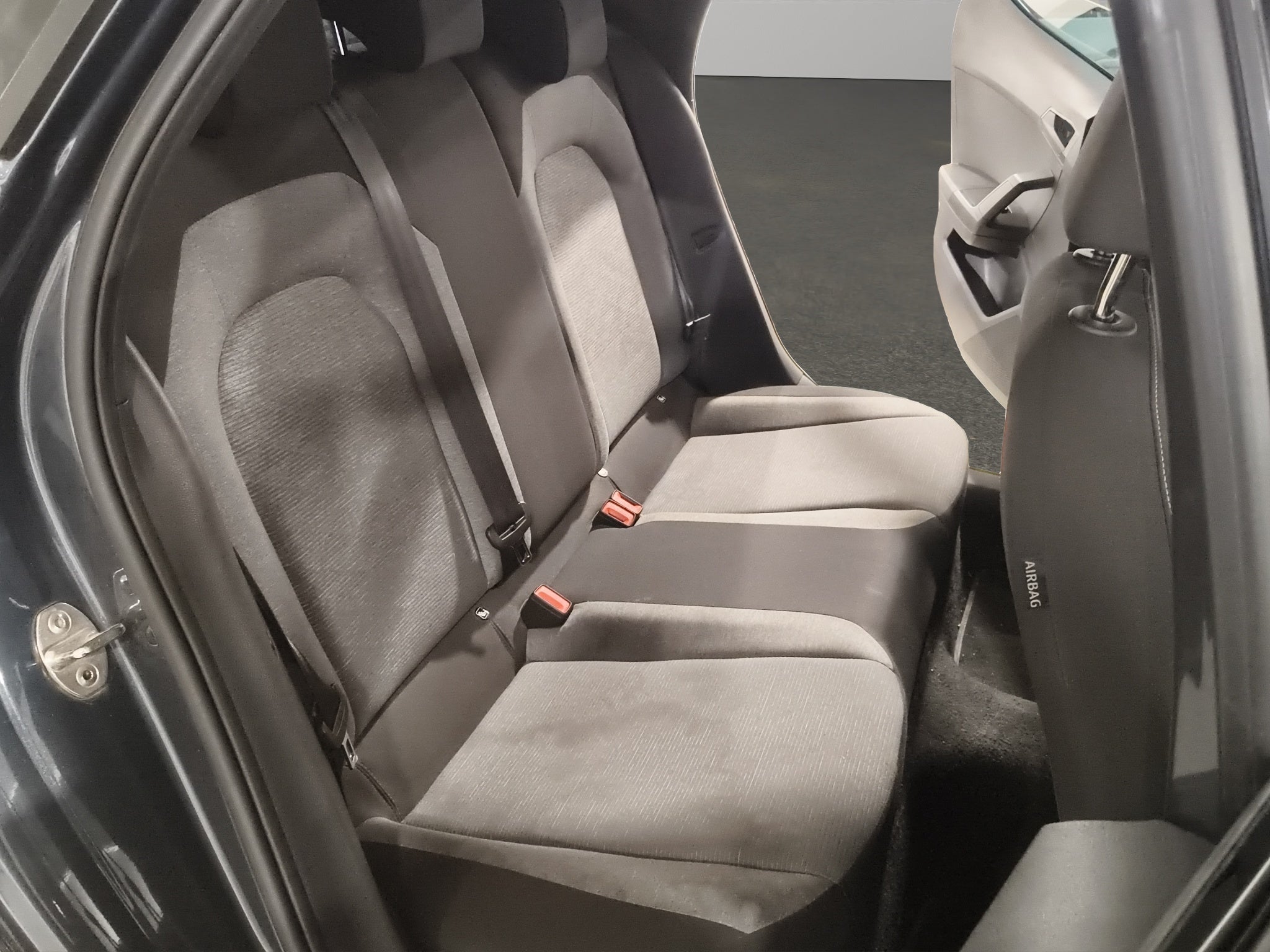2023 Seat Ibiza 5 pts. Xcellence, 110 HP, 1.6l, TM5, a/ac., QC, f. led, RA-16