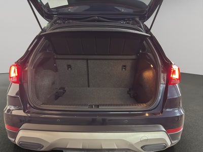 2023 Seat Arona VUD 5 pts. Xperience, 1.6l, climatronic, f. led, cámara reversa, RA-17